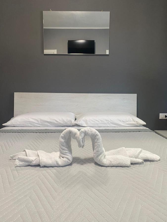Residence Gordon Carini Εξωτερικό φωτογραφία