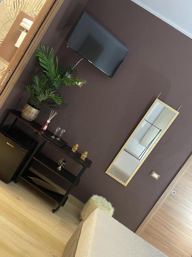 Residence Gordon Carini Εξωτερικό φωτογραφία